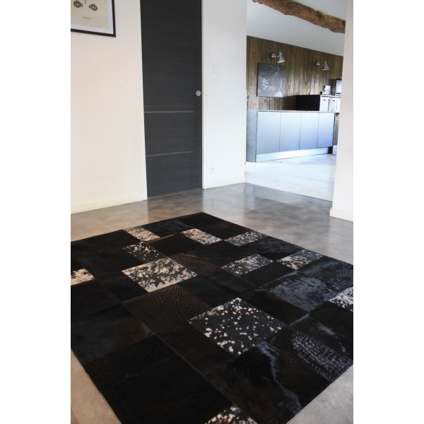 tapis cuir noir acidé argent sol fait main